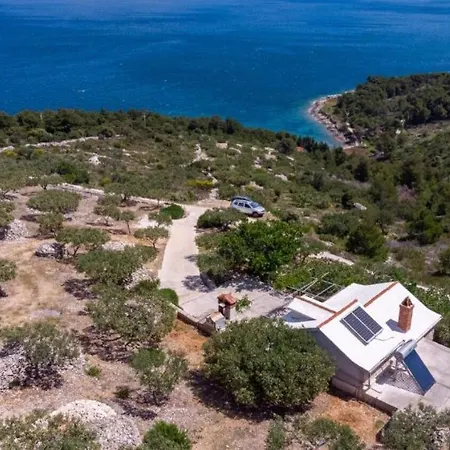 House Branko بيت للعطل